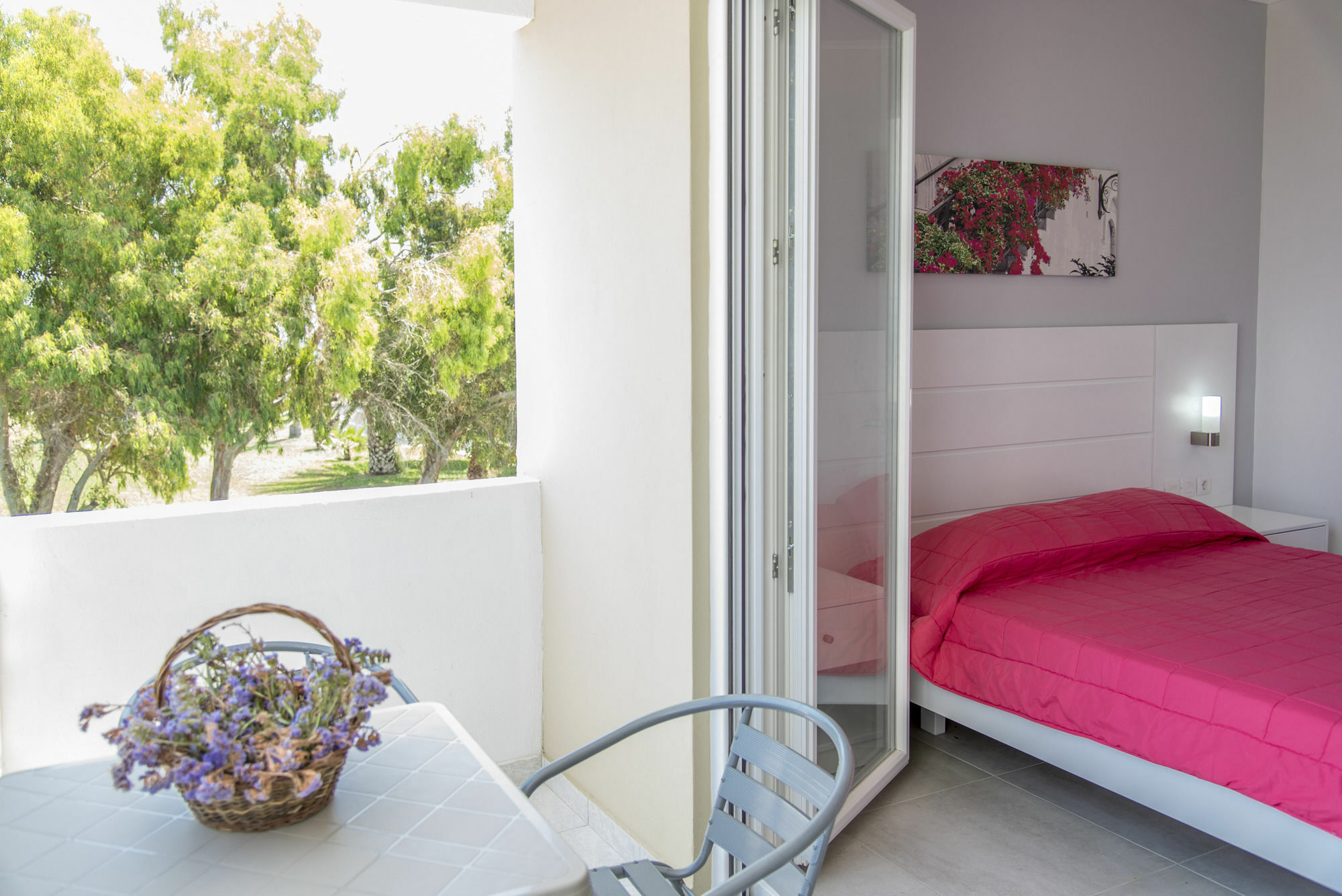 Byron Apartments Τιγκάκι Εξωτερικό φωτογραφία